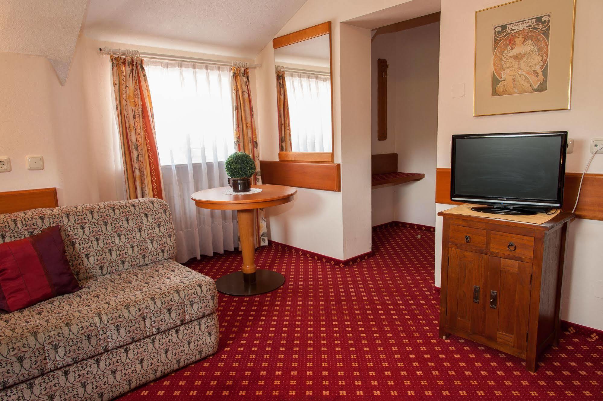 Parkhotel Bad Faulenbach Fussen Bagian luar foto
